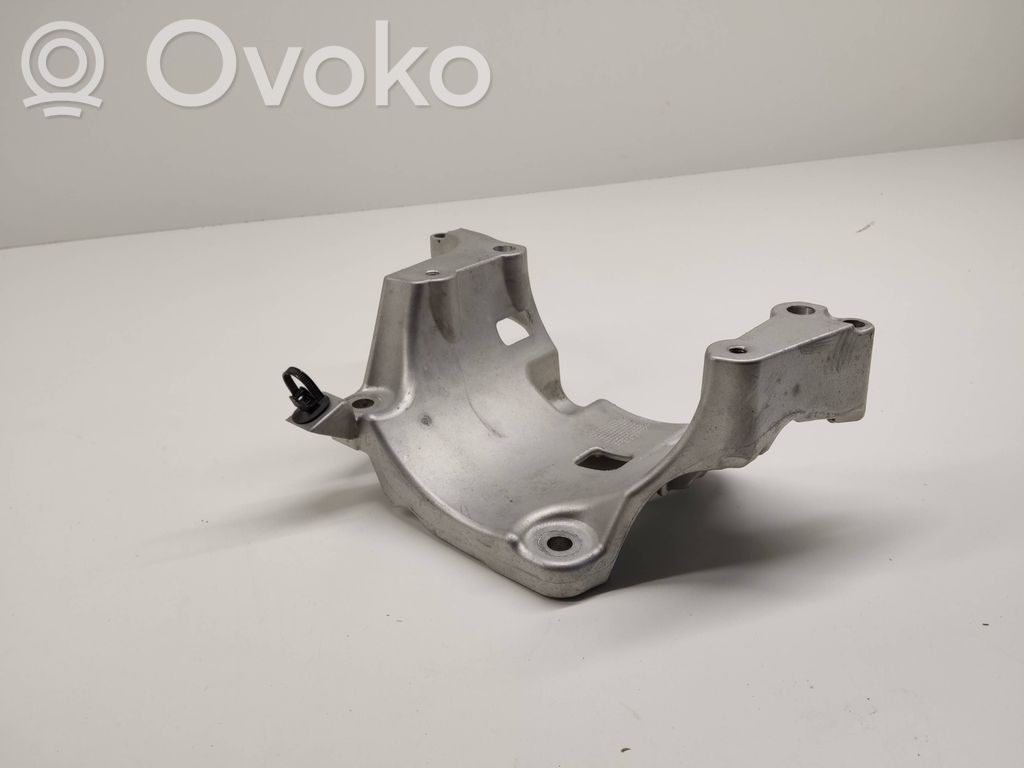 Volvo V60 Generator/alternator bracket 
