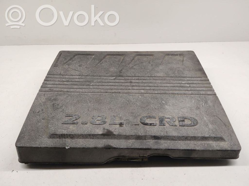Dodge Nitro Крышка двигателя (отделка) 