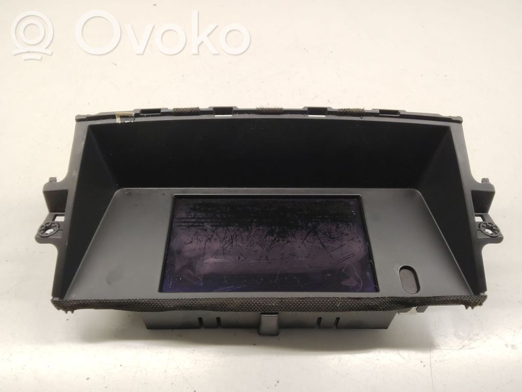 Renault Latitude (L70) Monitor / wyświetlacz / ekran 