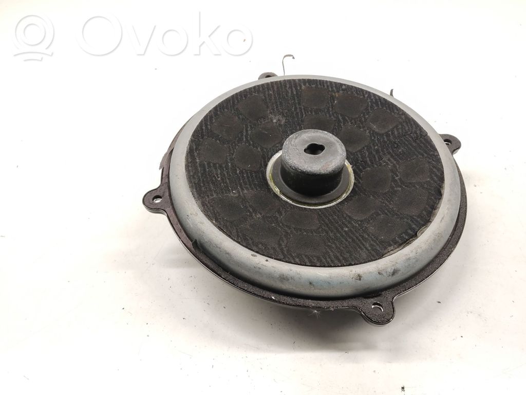 Renault Latitude (L70) Subwoofer 