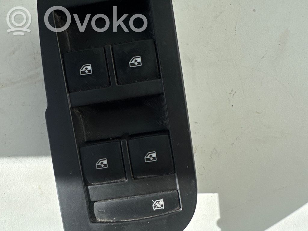 Saab 9-5 Interruptor del elevalunas eléctrico 