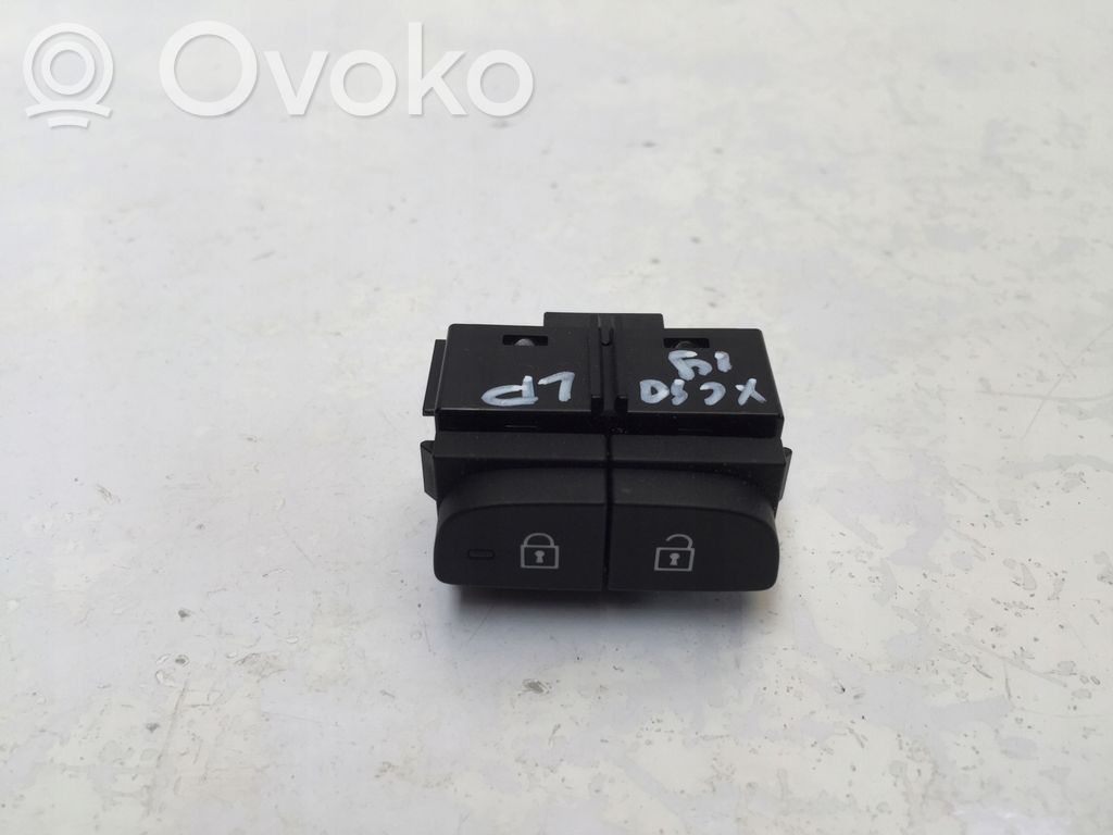 Central locking switch button   31456156