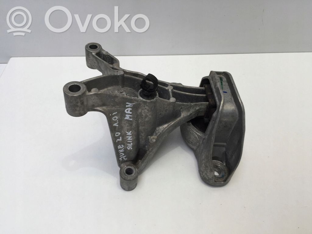 Nissan Juke II F16 Engine mount bracket 