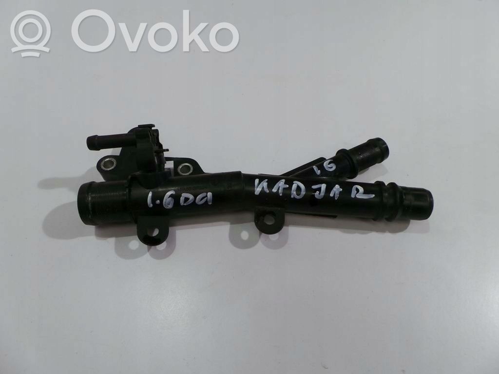Engine coolant pipe/hose