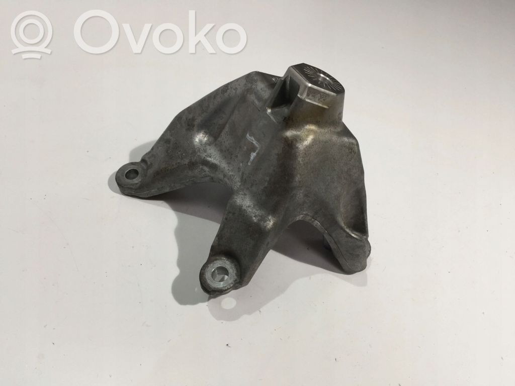 Audi A5 Engine mounting bracket 