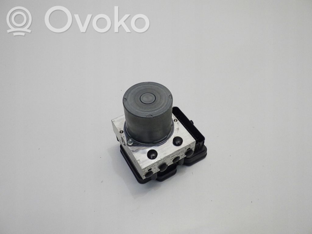 Volvo XC40 ABS bloks 