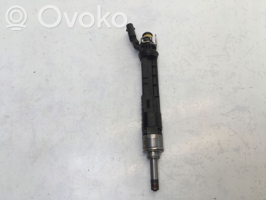 Mercedes-Benz GLA H247 Inyector de combustible 