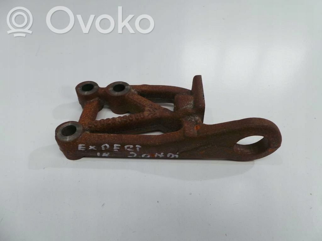 Peugeot Expert Engine mounting bracket 