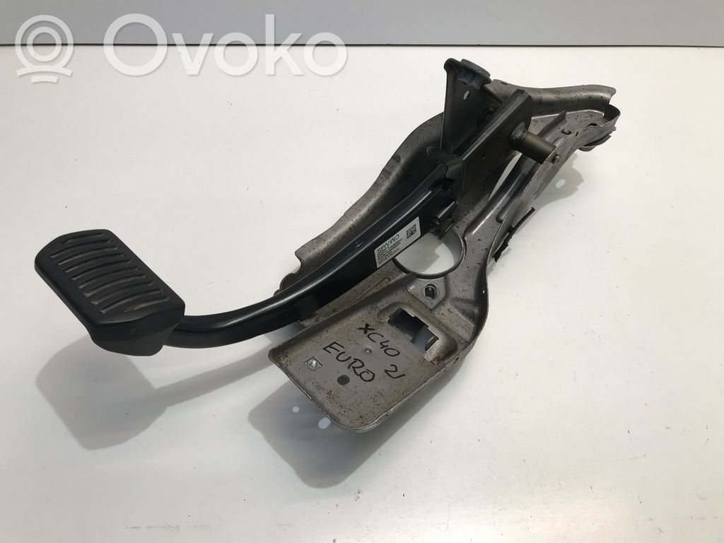 Volvo XC40 Jarrupoljin 