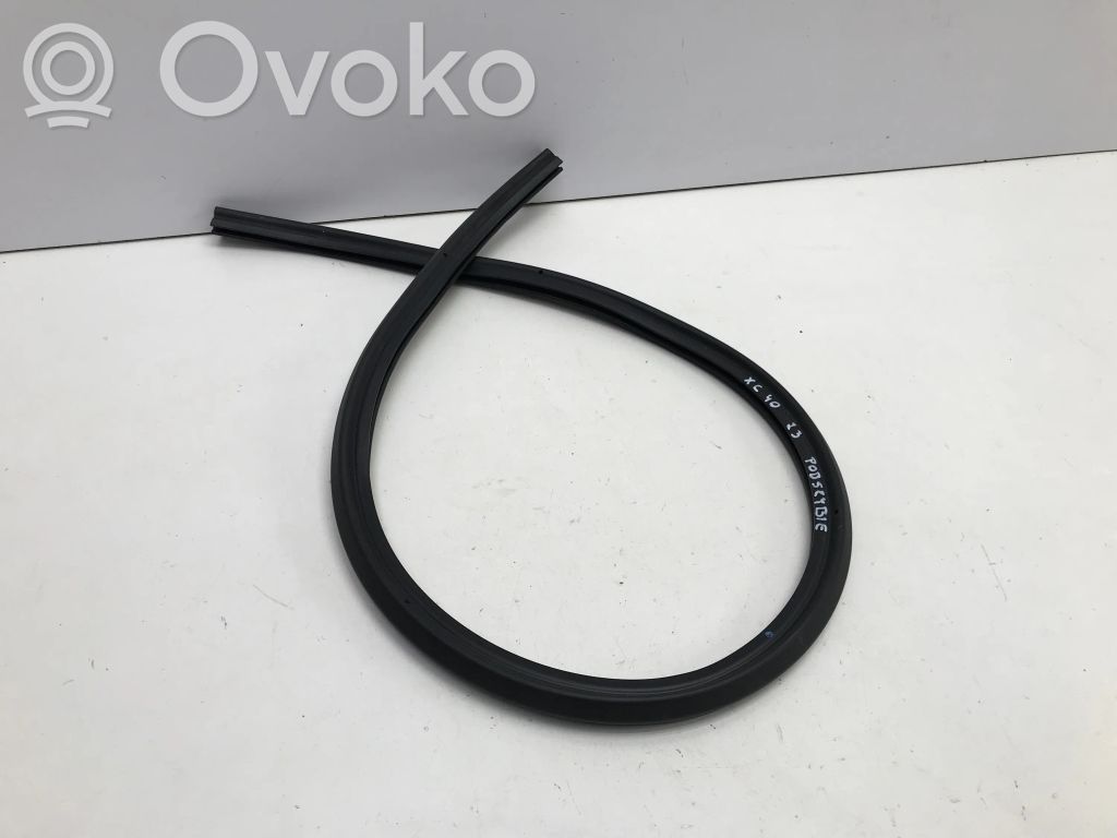 Volvo XC40 Wiper trim 