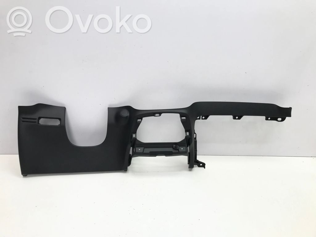Volvo XC40 Dashboard lower bottom trim panel 