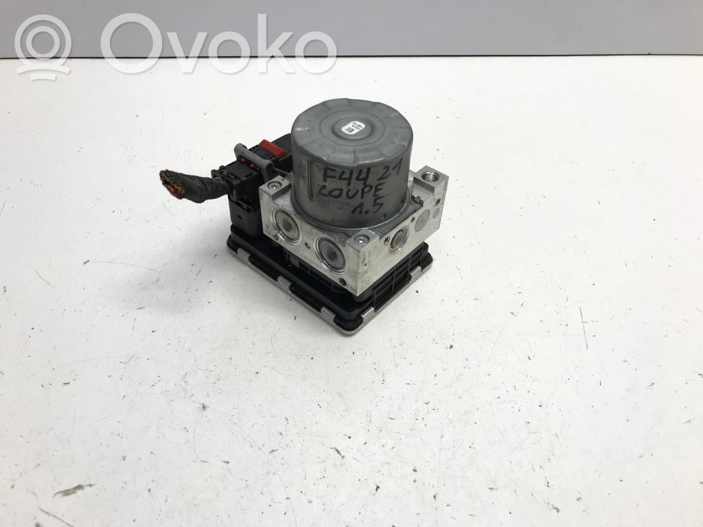 BMW 2 F44 ABS-pumppu 