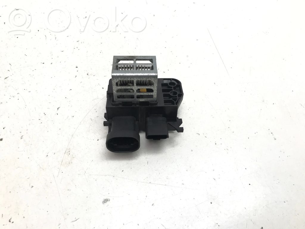 Peugeot 408 P54 Mazā radiatora ventilatora reostats 