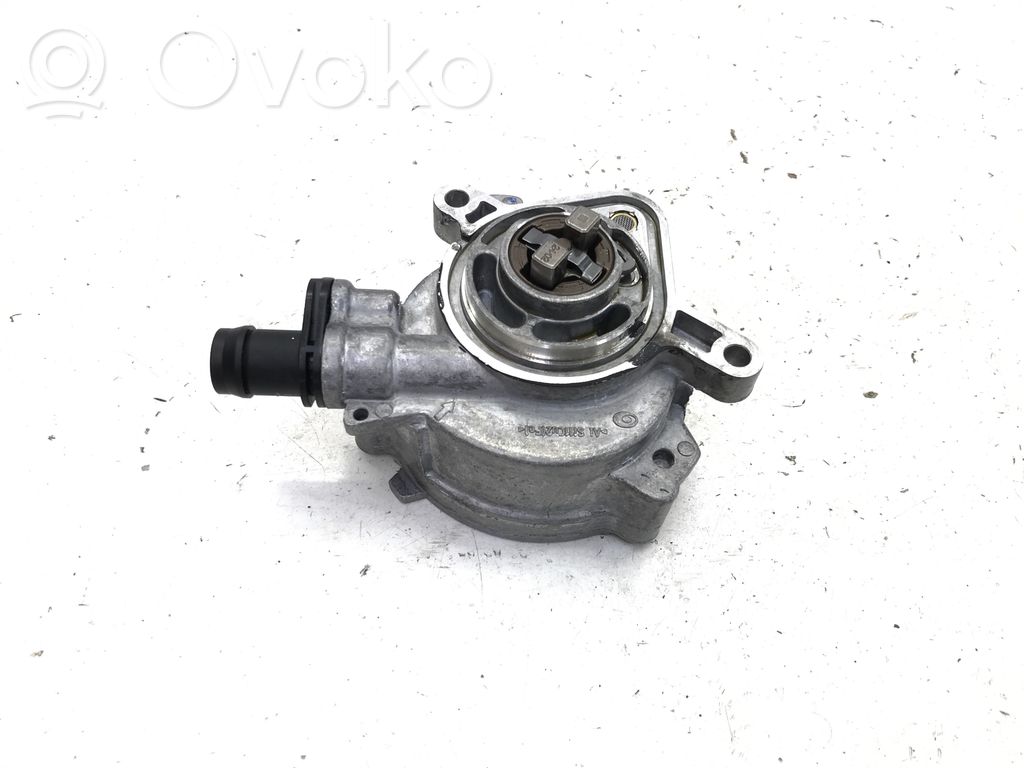 Mercedes-Benz GLA H247 Vacuum pump 