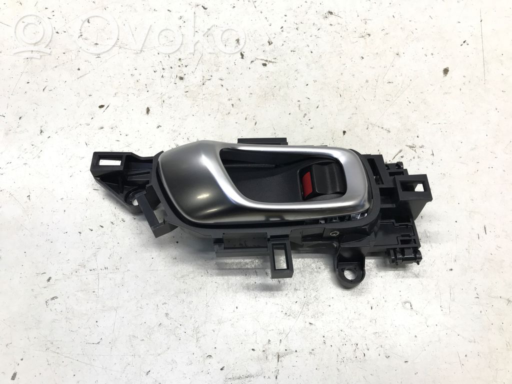 Honda e:Ny1 Mâner interior ușă față 
