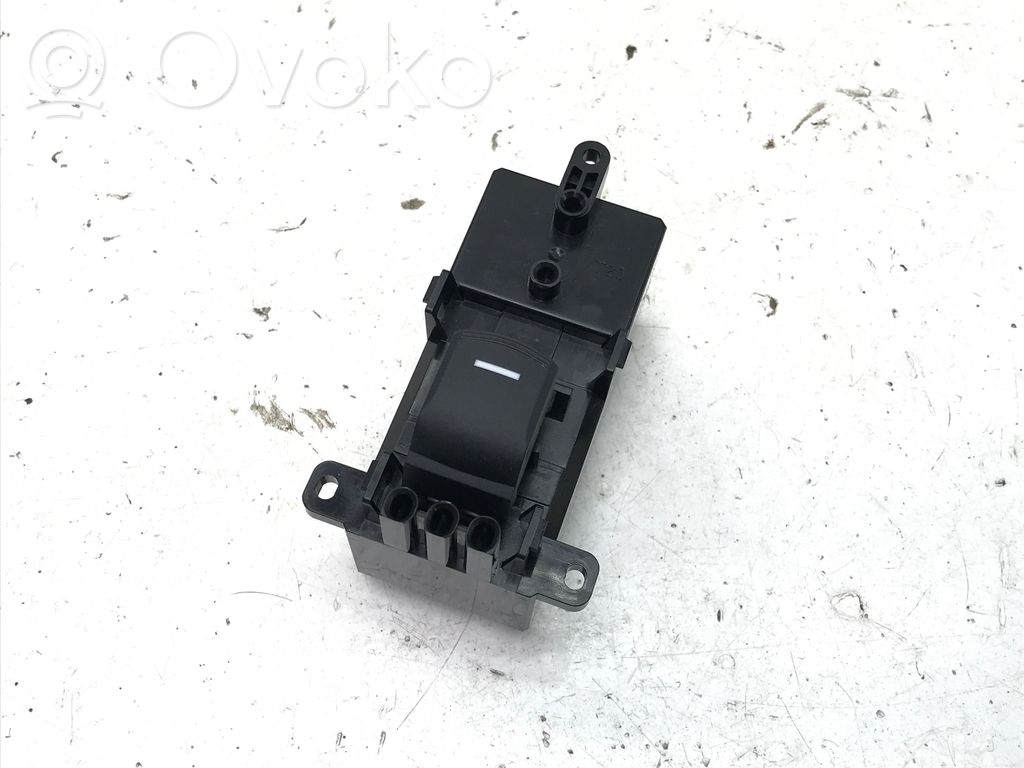 Honda e:Ny1 Quarter vent window switch 