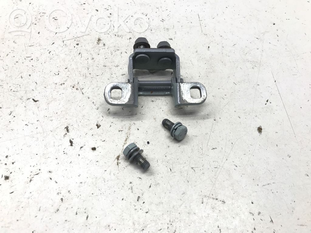 Chery 5/C5 Tailgate/trunk/boot hinge 