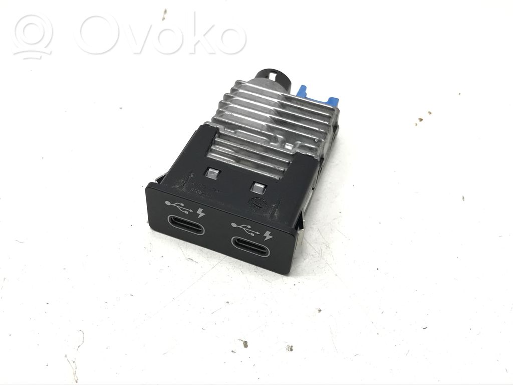 BMW X1 U11 Enchufe conector USB 