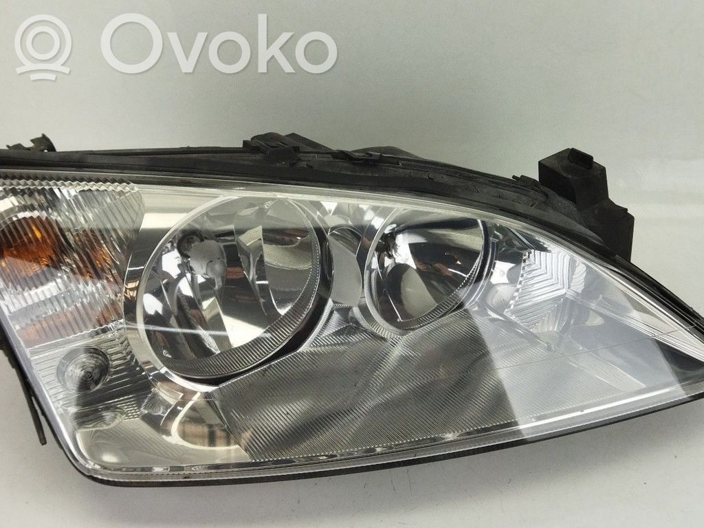Ford Mondeo Mk III Lampa przednia 