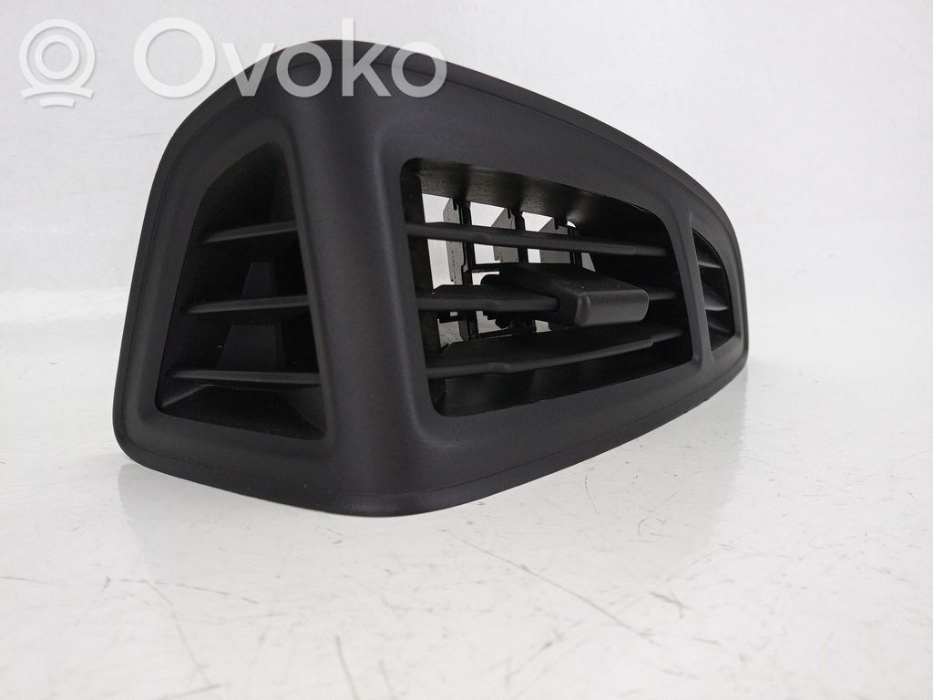 Ford Focus Wlot / Kanał powietrza intercoolera 