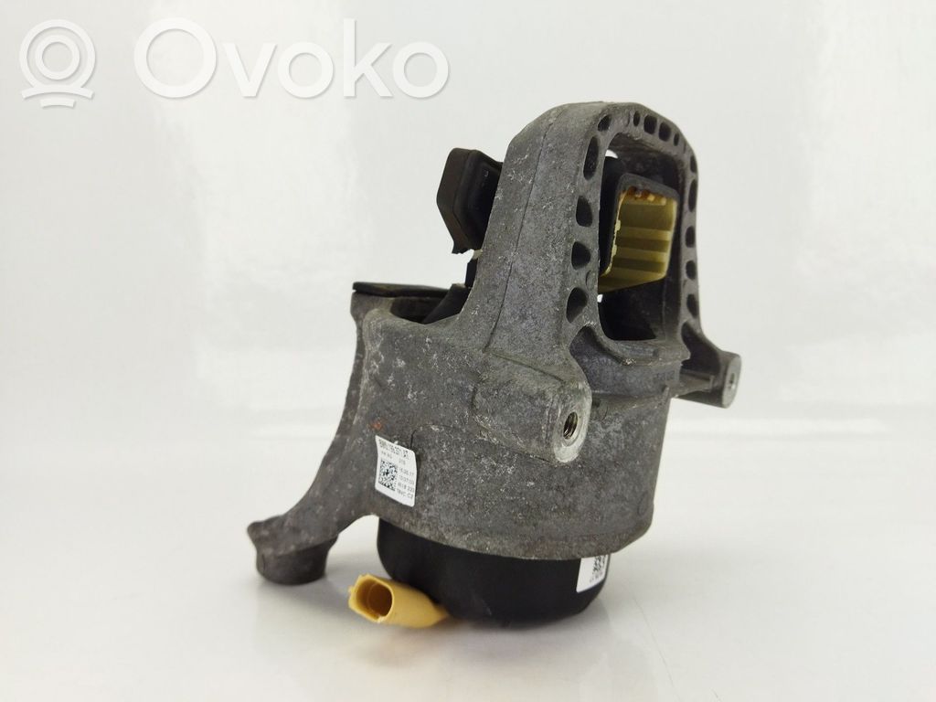 Audi A4 S4 B9 8W Engine mount bracket 