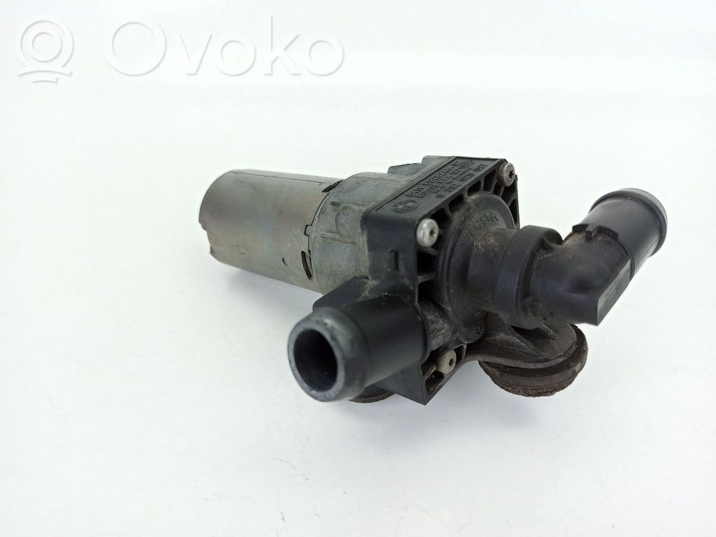 Vesipumppu   692824602