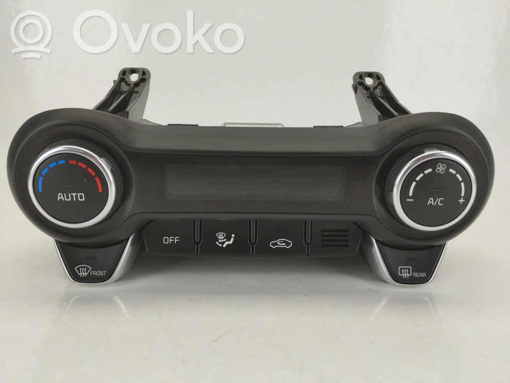 KIA Stonic Climate control unit 
