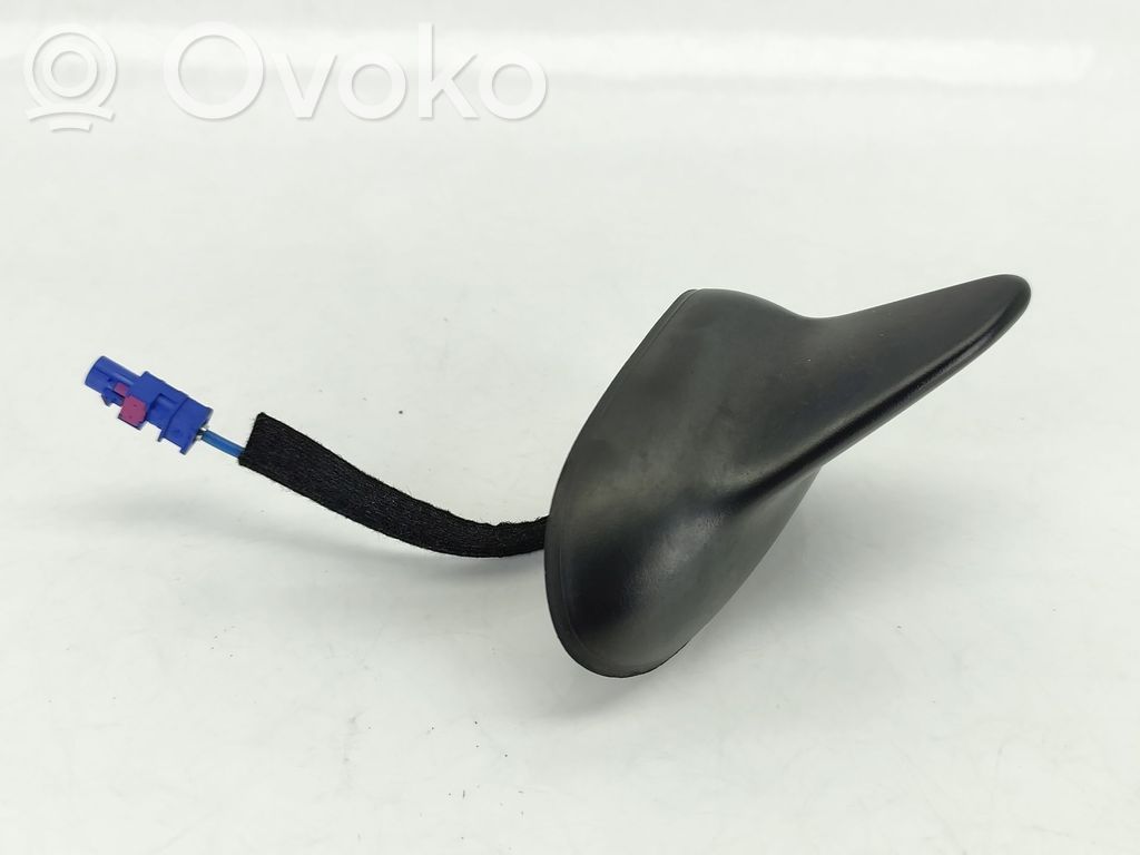 Opel Astra K Radion antenni 