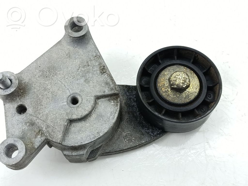 Ford Focus ST Tensor de correa del alternador 