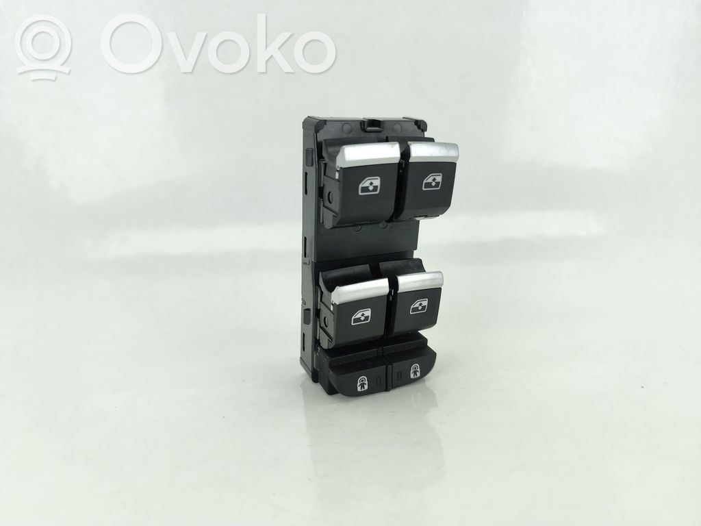 Audi Q7 4M Electric window control switch 
