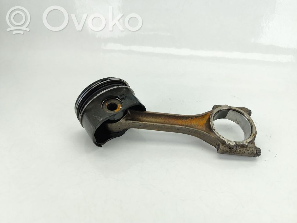 Pistón   05L107065T
