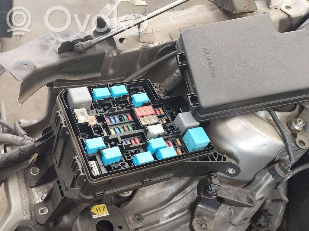 Lexus NX Katvealueen valvonnan ohjainlaite (BSM) 