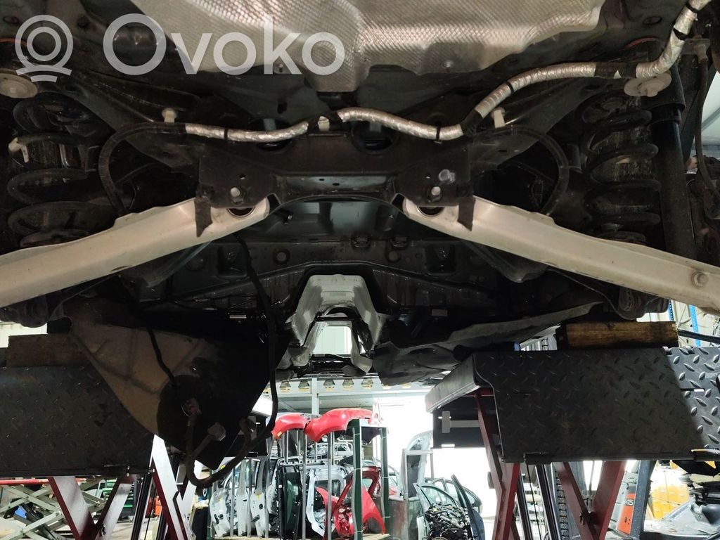 Ford Kuga III Rear axle beam with reductor 