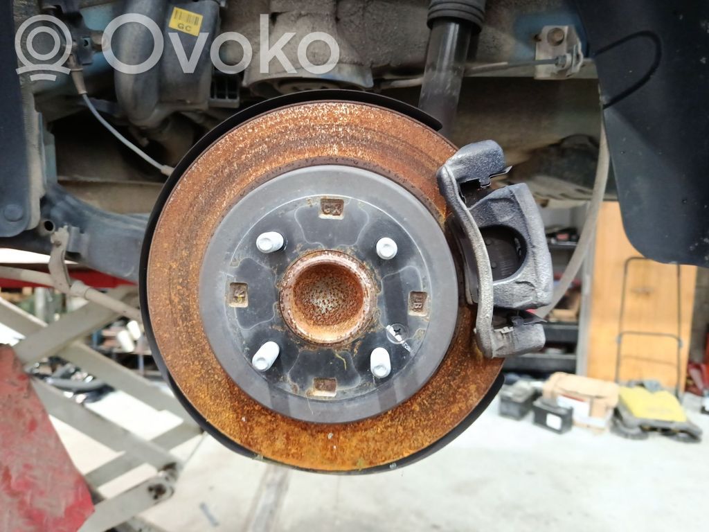 KIA Stonic Takajarrusatula 