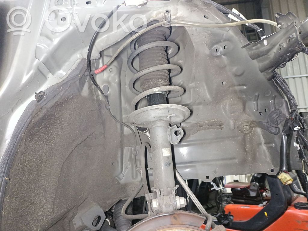 Toyota Yaris Ansamblu amortizor cu arc față 