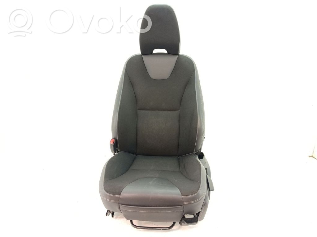 Volvo XC60 Fotel przedni kierowcy 