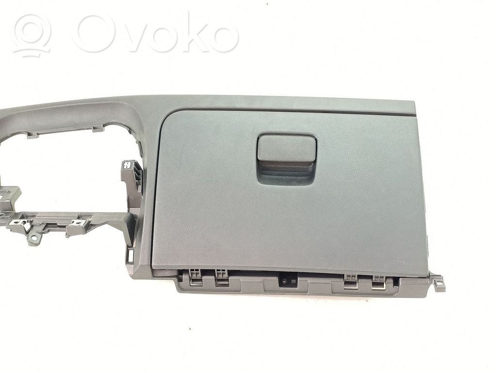 Guantera   84761G6000