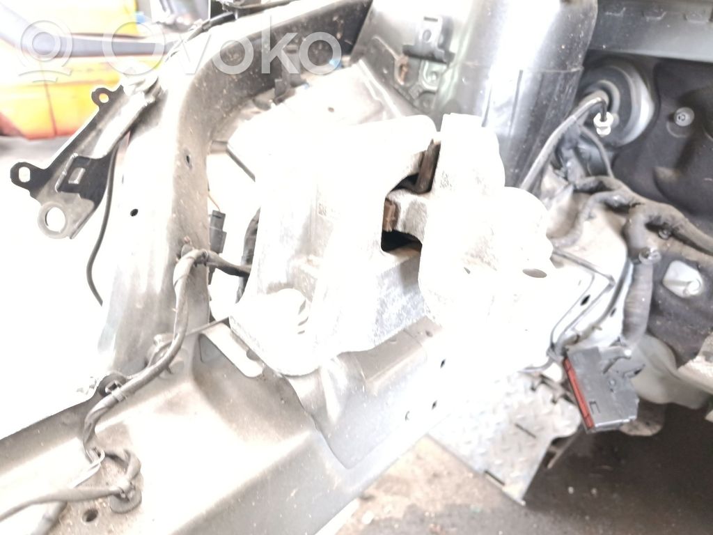 Ford Focus Engine mount bracket 