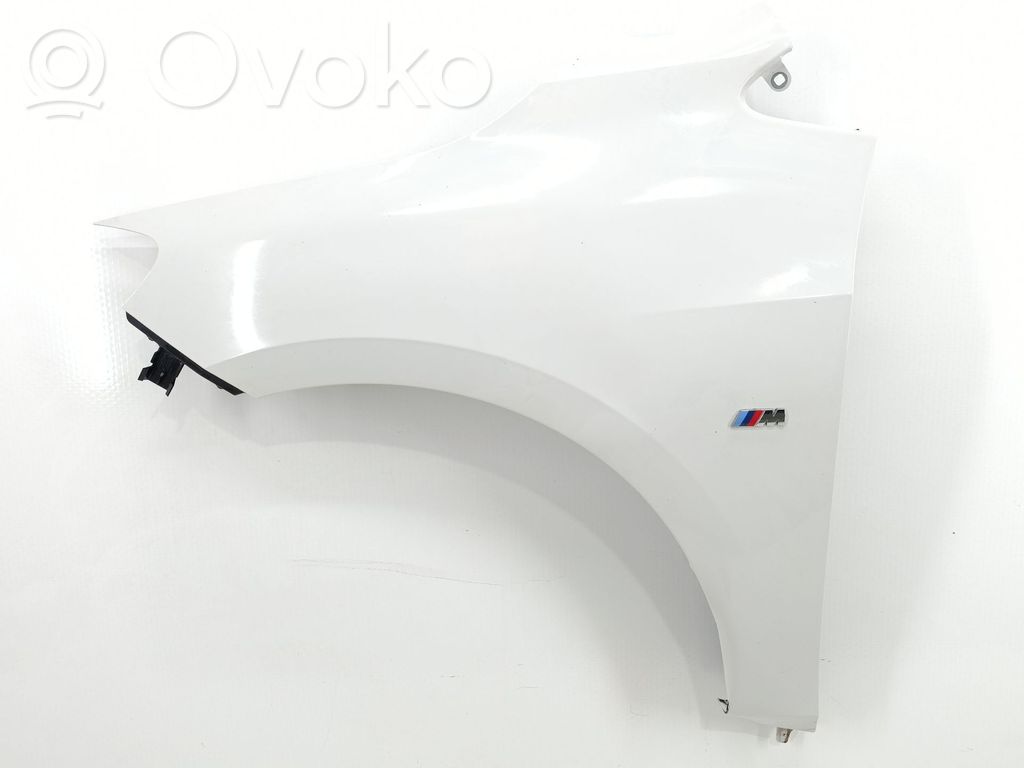 BMW 2 F46 Guardabarro 