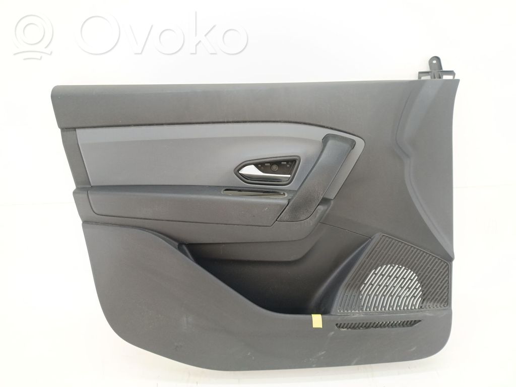 Renault Express Etuoven verhoilu 