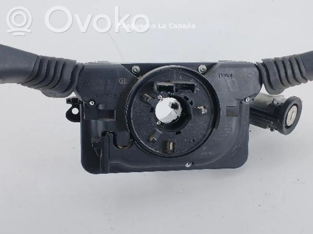 Opel Astra H Light switch 