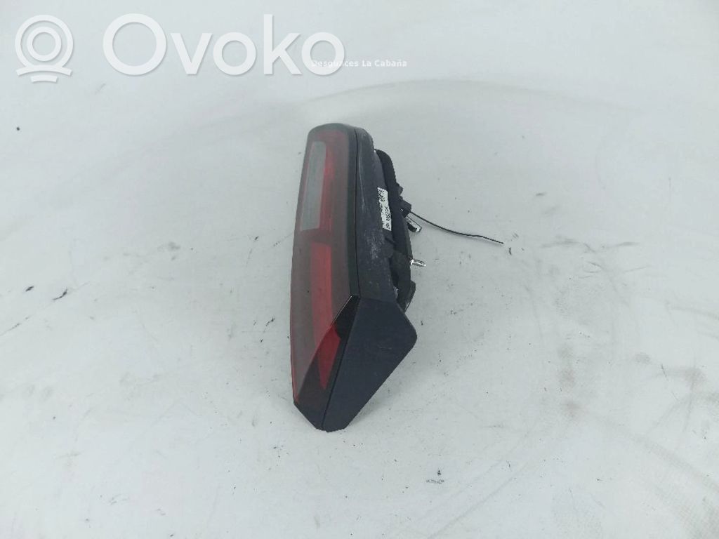Opel Astra K Lampy tylnej klapy bagażnika 