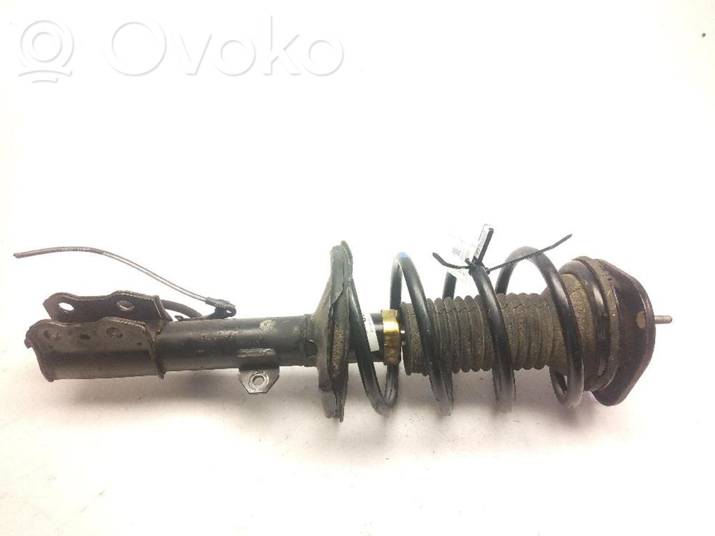 Toyota Corolla E120 E130 Priekšpusē amortizators 