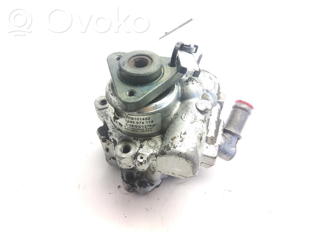 Land Rover Freelander Ohjaustehostimen pumppu 