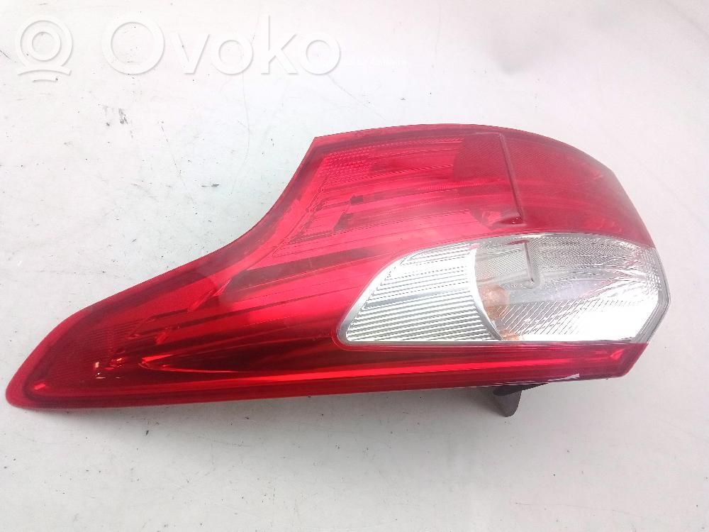 Rear/tail lights   1785512