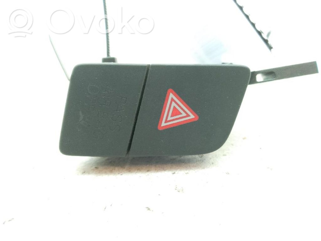 Audi Q3 8U Otros interruptores/perillas/selectores 