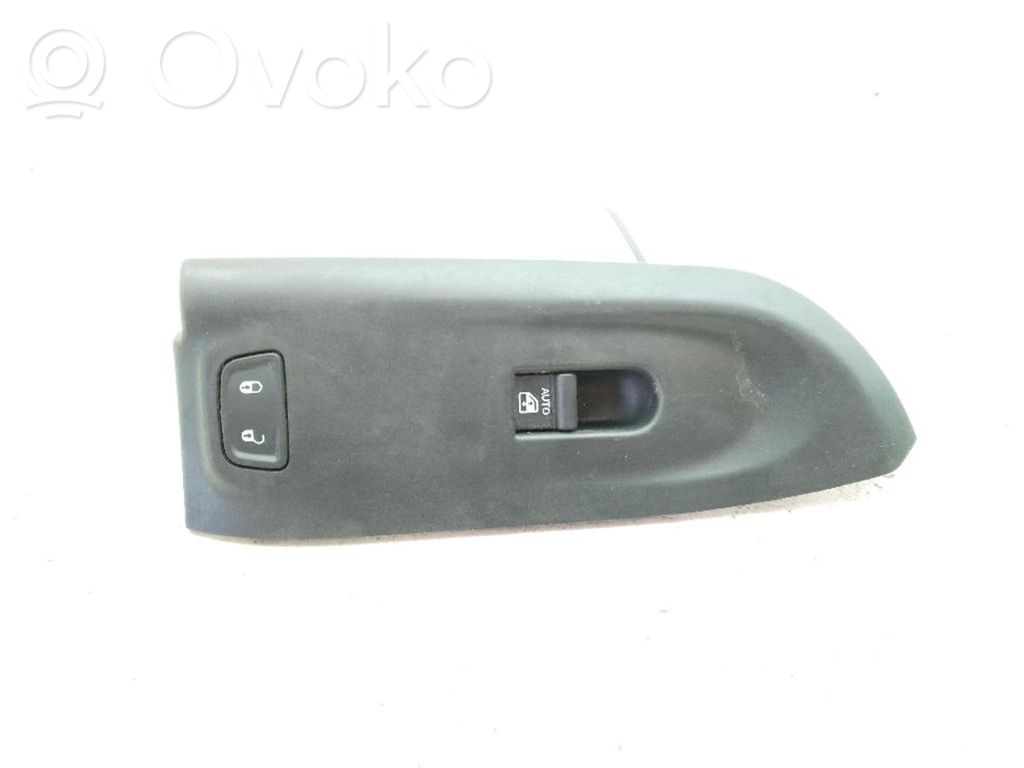 Fiat 500X Przyciski szyb 