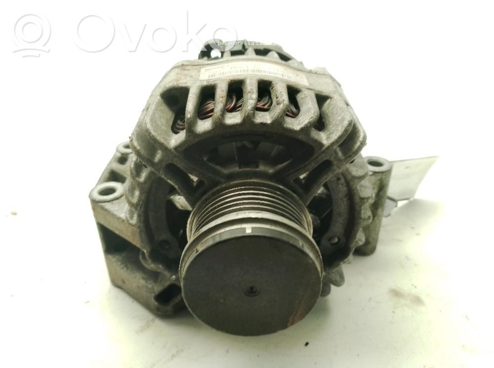 Opel Corsa D Alternador 