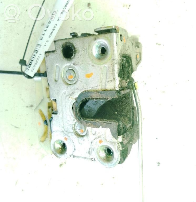 Dacia Dokker Front door lock 