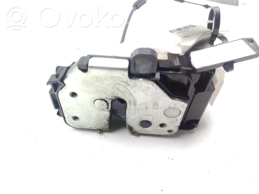 Ford Ka Cita veida priekšpusē durvju dekoratīvās apdares detaļa 